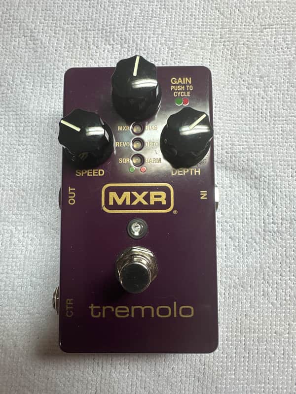 MXR M305 Tremolo