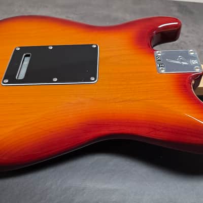Fender Player Series Stratocaster HSH BRAND NEW Tobacco Burst Sunburst Pro Strat Limited Edition Discontinued NOS Electric Guitar image 9