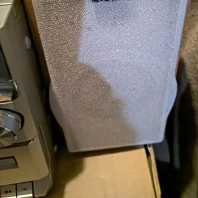Sony Micro Hi-Fi Component System CMT-EP313 with Speakers & Remote Silver / Pine image 4
