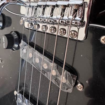 Squier Vintage Modified '70s Stratocaster with Maple Fretboard 2012 - Black image 6