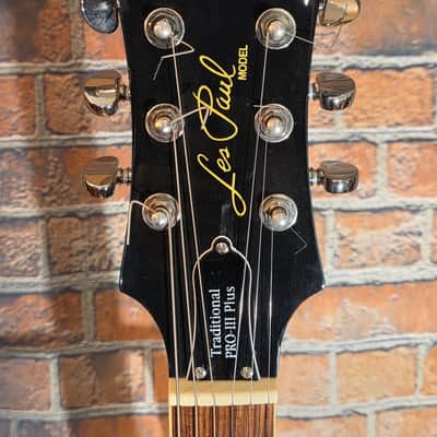 Epiphone Les Paul Traditional Pro III Plus Ocean Blue image 2