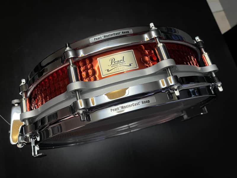 Pearl UK Ltd. 21st Anniversary Free-Floating Hammered Brass 14x3.5" Piccolo Snare Drum (2nd Gen)