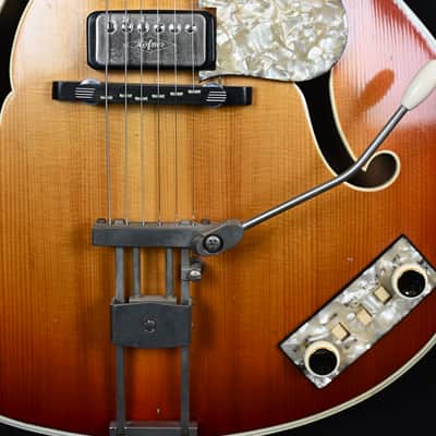 Höfner President Guitar from mid 60's in Cherry Burst with original Bag image 5