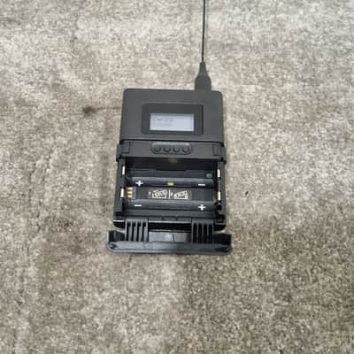 Sennheiser EW-DX SK 520.000 MHz- Bodypack Transmitter - Black - Excellent image 10
