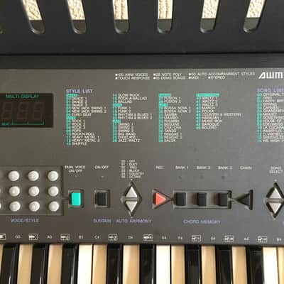 Yamaha PSR-300 Electronic Keyboard image 3