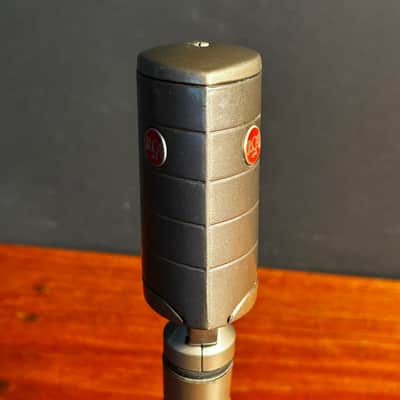 RCA KN-1B dynamic microphone w/stand image 13