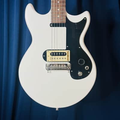 Epiphone Joan Jett Signature Olympic Special 2022 - 2025 - Aged Classic White image 3