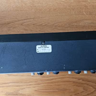 Alesis M-EQ 230 1990 image 8