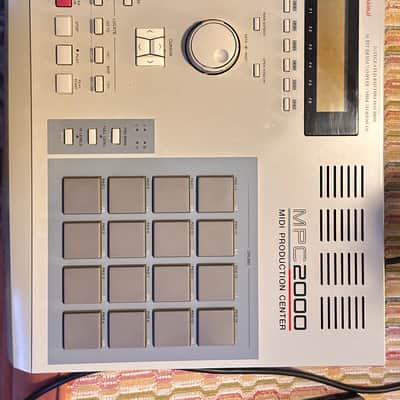Akai MPC2000