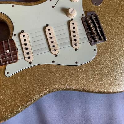 2015 Fender Custom Shop Limited Edition NAMM Show '64 Stratocaster Relic, Gold Sparkle Josefina Fat 60s Pickups image 11