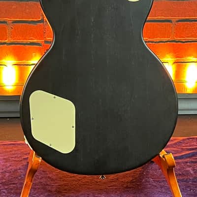 2010 Epiphone Les Paul Traditional Pro Limited Edition Ebony (Gloss top with satin back) Electric Guitar w/ Hard Case image 9