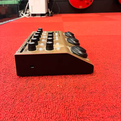 Boss VE-8 Acoustic Singer Pre-Amp 2016 - Present - White image 3