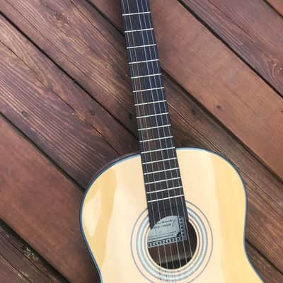 H. Jimenez LG2 El Artista Nylon Classical Guitar Natural image 3