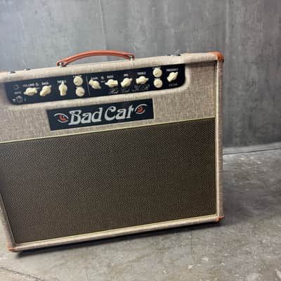 Bad Cat Hot Cat 30r Handwired 1x12 2022 - Fawn w/ Gold Grill image 3