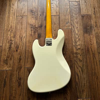 2007 Fender JB-62 Jazz Bass 1962 Reissue Vintage White MIJ Japan image 3