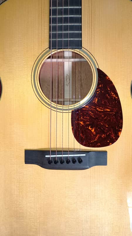 Martin Custom Shop OM-18