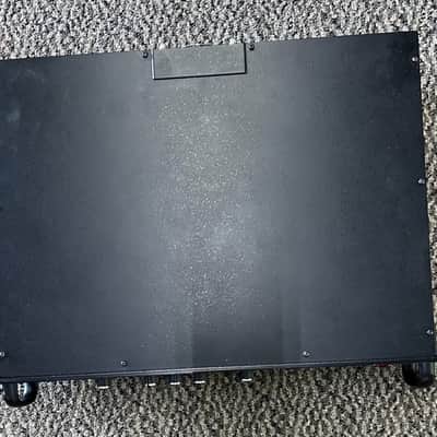 Hartke LH1000 Bass Guitar Amplifier Head - 1000 Watts - Project image 3