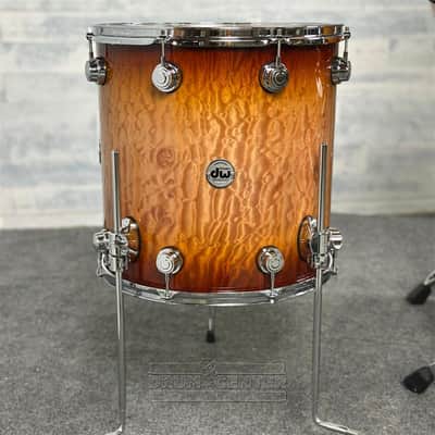 DW Collectors VLT 333 Maple 4pc Drum Set Almond Burst over Super Quilted Maple image 5