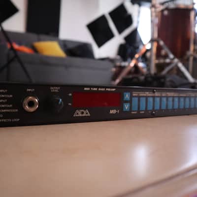 A/DA Mb-1 Mid 90 - Black image 1