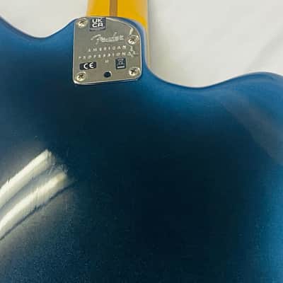 Fender American Professional II Jazzmaster Dark Night Left-Hand 2023 image 17