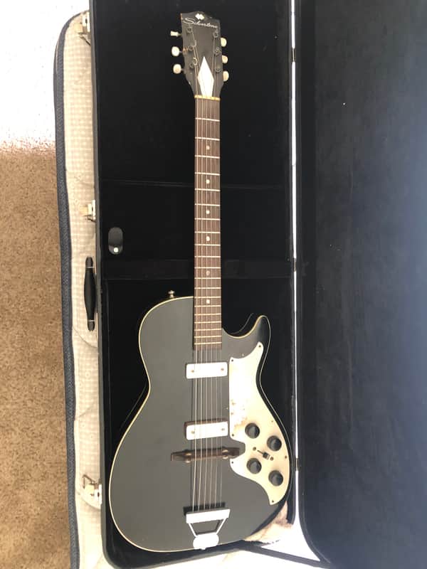 Silvertone 1420 1959 - 1963 Black image 1
