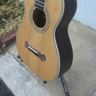 Washburn R315 KK Parlor Acoustic Guitar W Factory Case Natural image 4