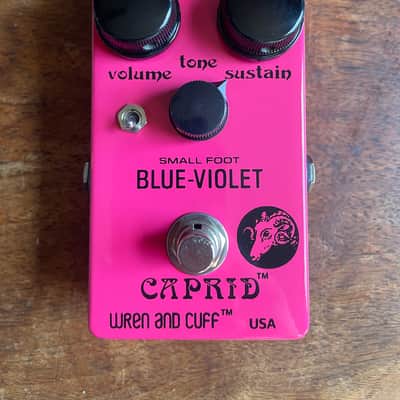 Wren and Cuff Blue-Violet Caprid Small Foot | Reverb