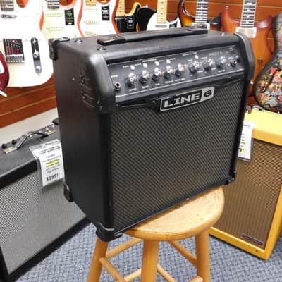 Line 6 Spider IV 15 Guitar Amplifier image 2