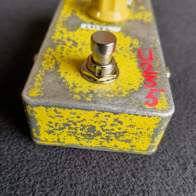 Parasit Studio U-235 Analog PLL Suboctave Generator – Boutique DIY – Industrial Relic Finish image 3