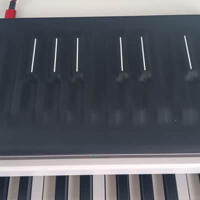 ROLI Seaboard Block 24-Key Expressive MIDI Keyboard Controller 2010s - Black image 4