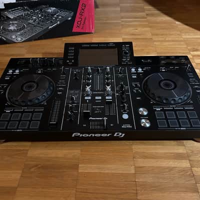 Pioneer XDJ-RX2 Professional Digital DJ System with Touchscreen 2020 - Black image 3