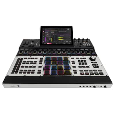 AKAI Professional MPC XL - drum machine image 2