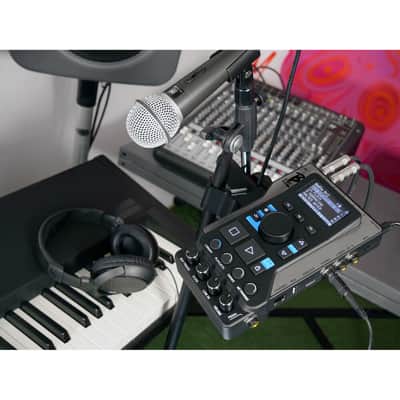 M-Live B.Beat EVO 256GB Multitrack Backing Track Audio and Video Player (0737012) image 10