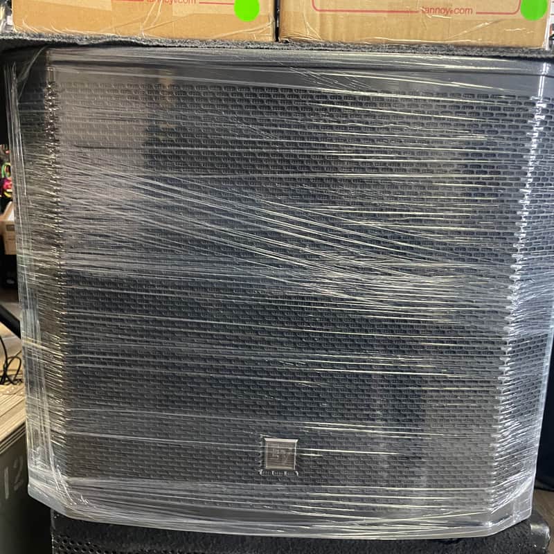 2015 – Present Electro-Voice EKX-18SP 18″ Powered Subwoofer Black