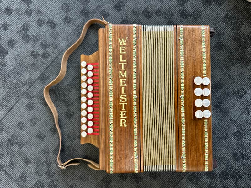Weltmeister Diatonic button accordion