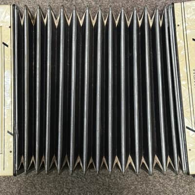 *Taking Offers* Hohner Imperial III Piano Accordion 26-Key 1930-1939 - Ivory/White image 2