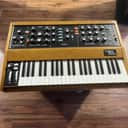 Moog Minimoog Model D Reissue 44-Key Monophonic Synthesizer (2016) 2016 - 2017 - Black / Wood