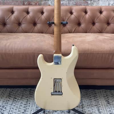 Fender Custom Shop '64 Reissue Stratocaster - Desert Sand image 11