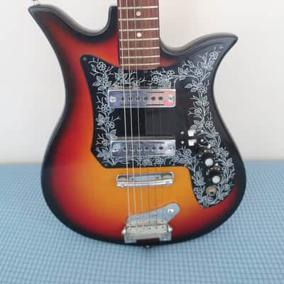 Vintage 1960s Teisco Guitar Tulip Model E-110 2 PU Clean Rare Sunburst image 5