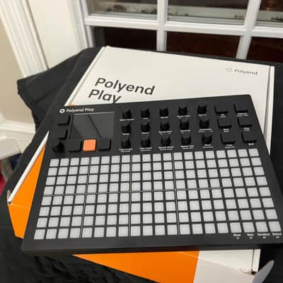 Polyend Play Sample-Based MIDI Groovebox 2022-2023 - Black (Not Play+) image 1