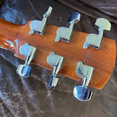 Larrivee J-09 1996 - Spruce Top - Incredible Fire Maple Back and Sides image 9