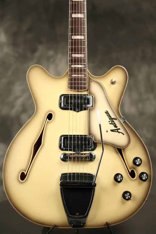 1968 Fender Coronado II Antigua with original HANG TAG!