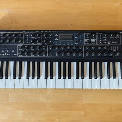 Dave Smith Instruments Prophet 08 PE 61-Key 8-Voice Polyphonic Synthesizer - Black with Wood Sides