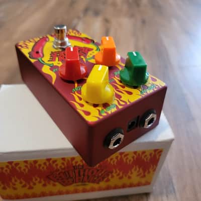 Steel Panther The Butthole Burner V3.20a Guitar Distortion Effect Pedal Graphic MINT Store Display image 5