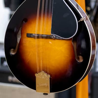 Kentucky KM-140 Solid Top A-Model Mandolin with Deluxe Bag image 2