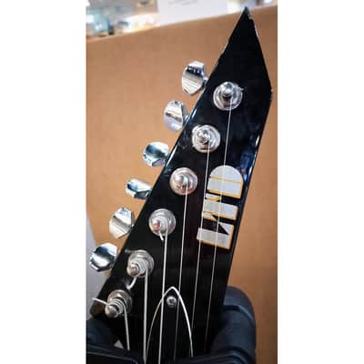 ESP LTD EX-50 Electrick Guitar Black Explorer image 5