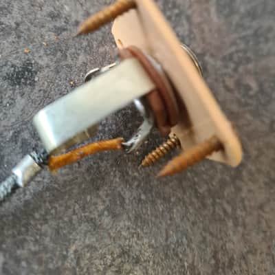 Gibson Les Paul jack socket, plate & screws Switchcraft 1960s 1970s image 4