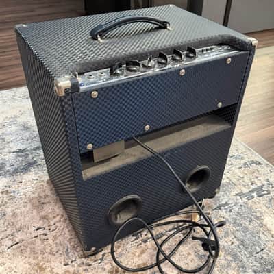 Ampeg Rocket Bass B-100R 100-Watt 1x15