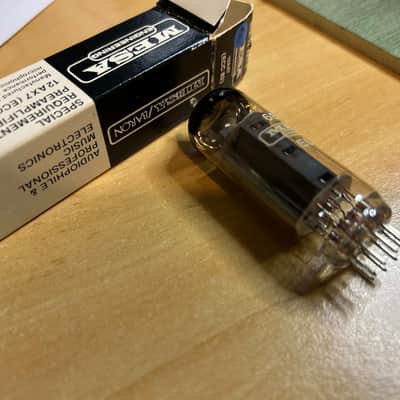 Mesa Boogie EL-84 / 6BQ5 Tube 2010s - Glass image 3