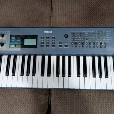 Yamaha AN1x Virtual Analog Synthesizer 1997 - Blue